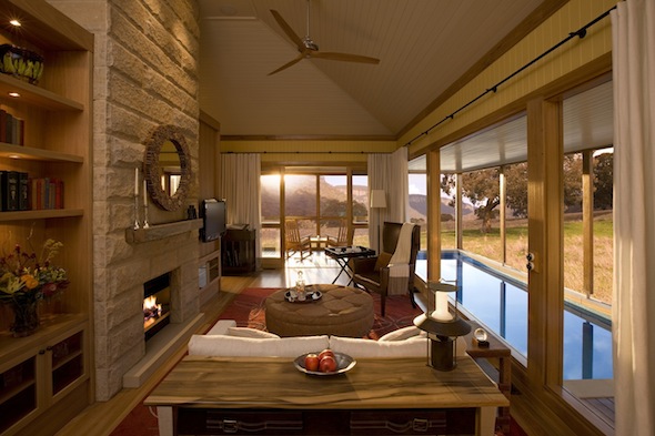 Mr & Mrs Smith_Emirates Wolgan Valley_Blue Mountain_Australia_Living Room