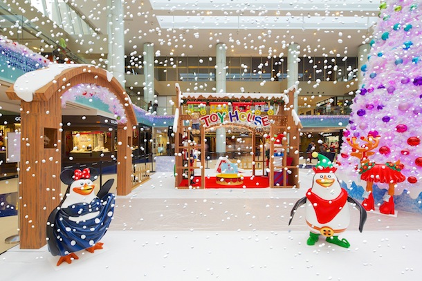 Marina Square AR Winter Wonderland - Santa's Hut and playground with AR snowfall