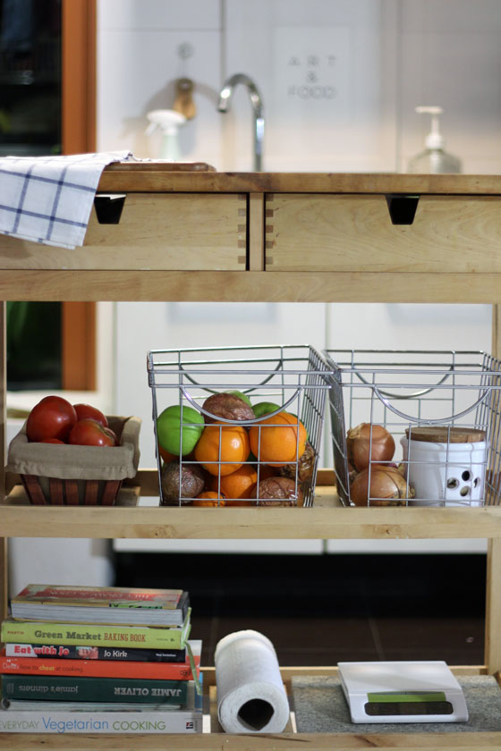 How to Get Rid of Fruit Flies in the Kitchen Naturally