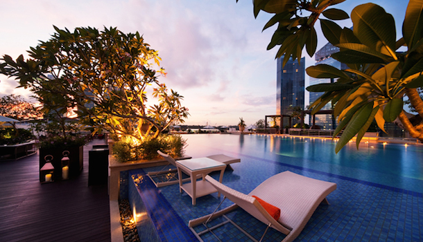 fullerton bay hotel_swimming pool