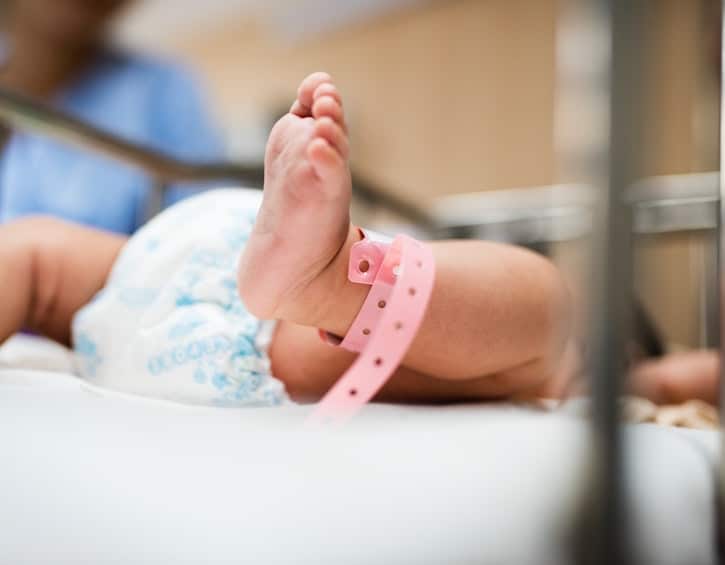 baby-birth-born-labour-hospital