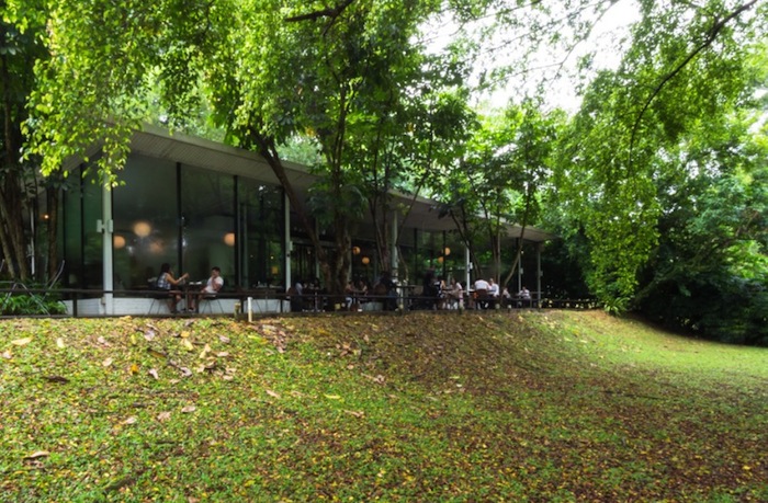 kid friendly restaurants and cafes singapore at ps cafe harding road