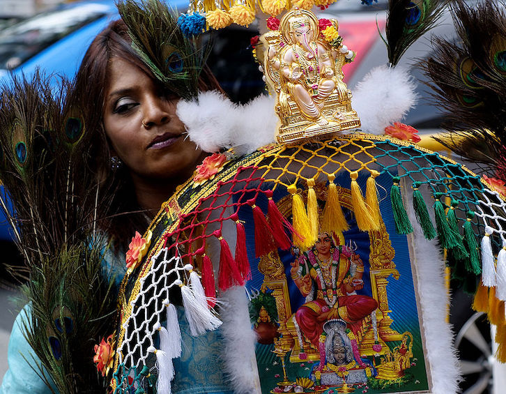 guide to thaipusam 2024 in singapore