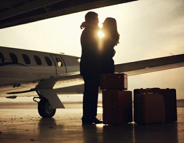 couple flight romantic
