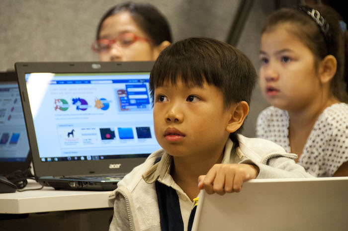 Saturday kids coding class summer camp