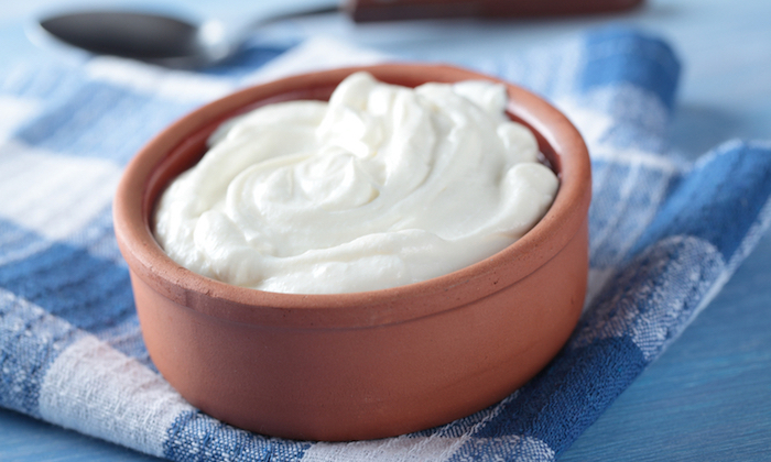 greek yogurt for skin