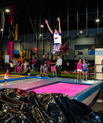 trampoline park free jump kids