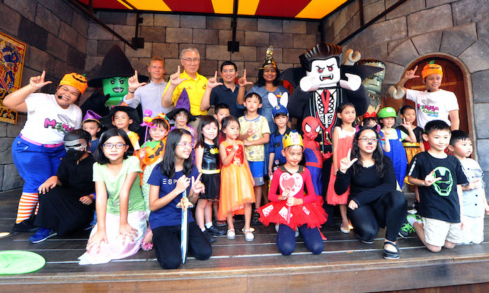 legoland-malaysia-halloween-kids