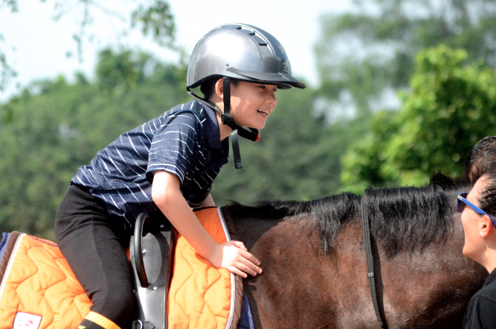 Horseback Riding Therapy: Theris