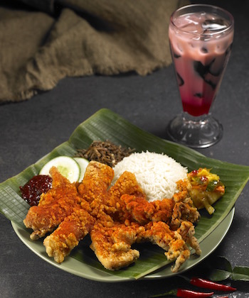 CRAVE-Jemput-Makan-nasi-lemak-sotong