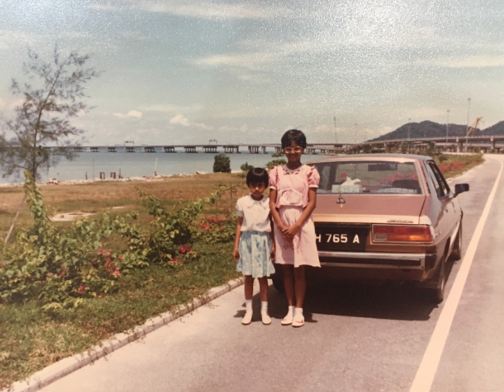 Nadia and her sister on a road trip around Malaysia