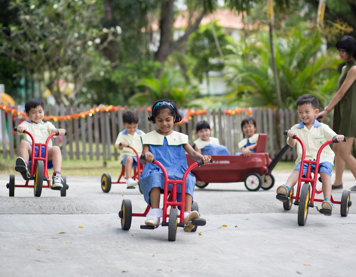 carpe-diem-preschool-bike-ride