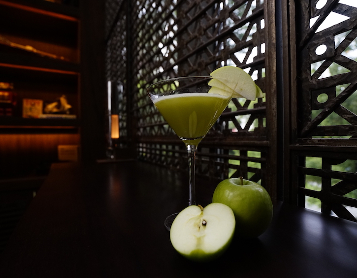 Apple Truffle Martini: Mezza9 at Grand Hyatt Singapore