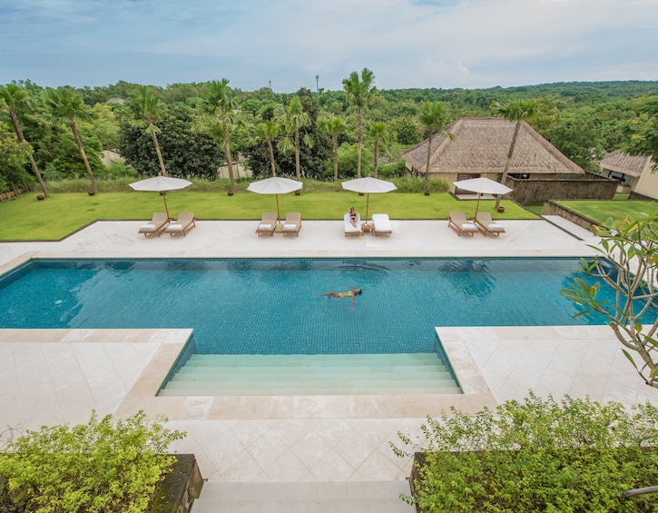 REVĪVŌ-Bali-resort 1