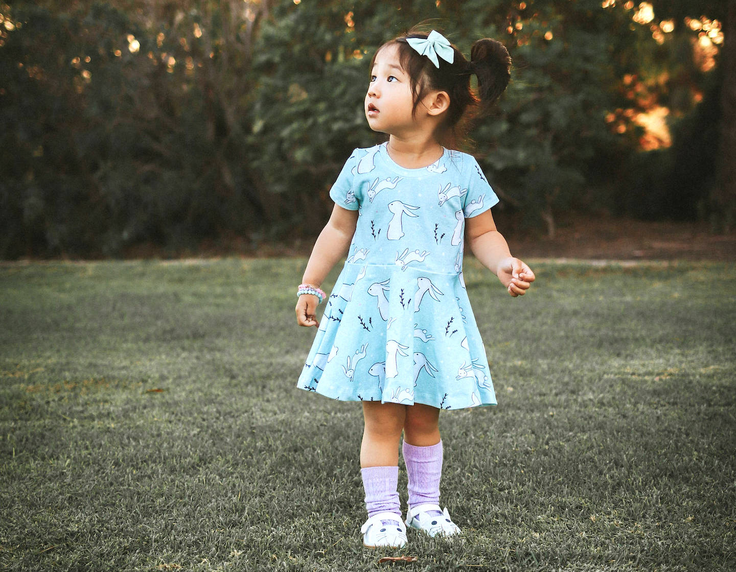 Children's Easter Outfits and Dresses Help your kids celebrate Easter in style with a brand new outfit. Our Easter clothing styles are perfect for wearing to church, a party or a celebratory dinner. Choose a beautiful dress for your daughter or a handsome shortall for your son.