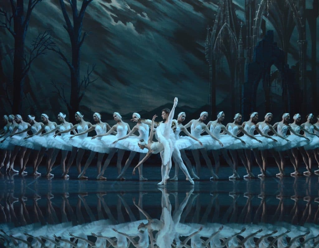 st petersburg swan lake ballet singapore 2018