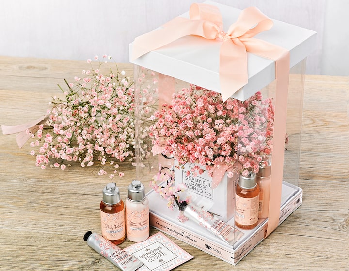 mother's day shower skincare gift set