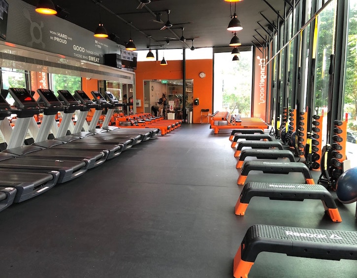 orangetheory fitness singapore treadmills and weights 