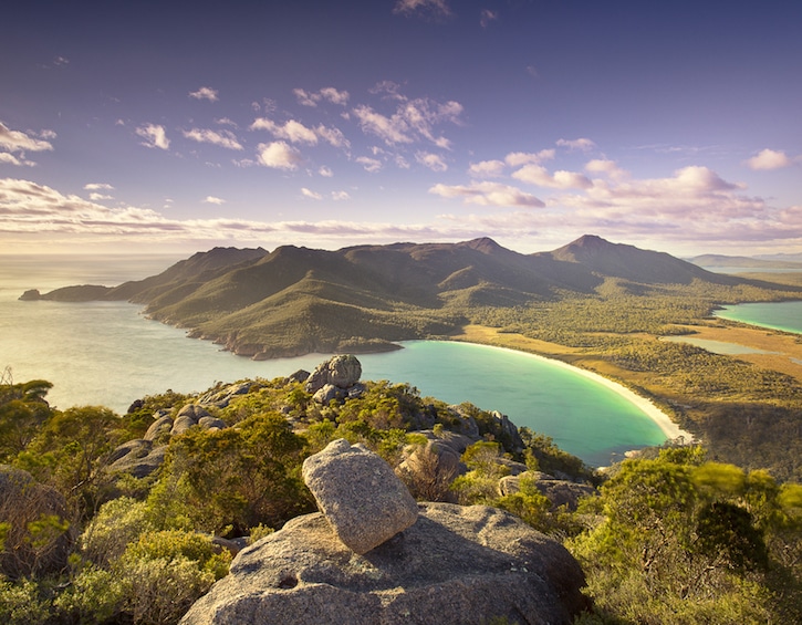 australia travel tasmania wineglass bay freycinet