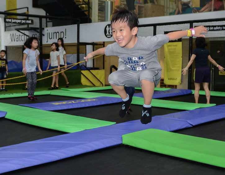 trampoline parks singapore - little boy on the trampolines at Katapult
