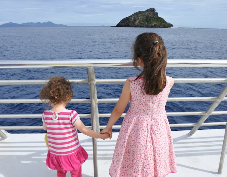 cruise kids travel free tips