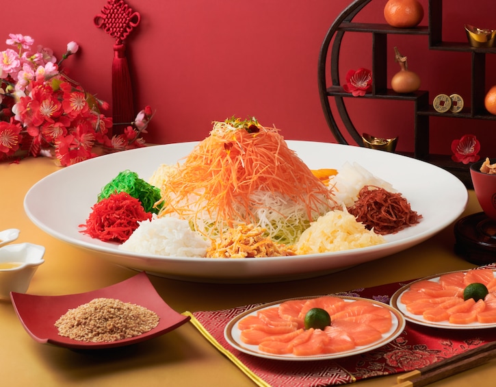 chinese new year st regis hotel Prosperity Yu Sheng with Norwegian Salmon at Yan Ting