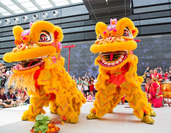 chinese new year 2020 lion dance at national museum of singapore