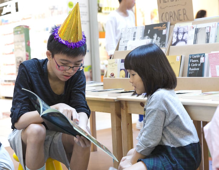 #buysinglit festival 2019 celebrates local books and authors and literature in general