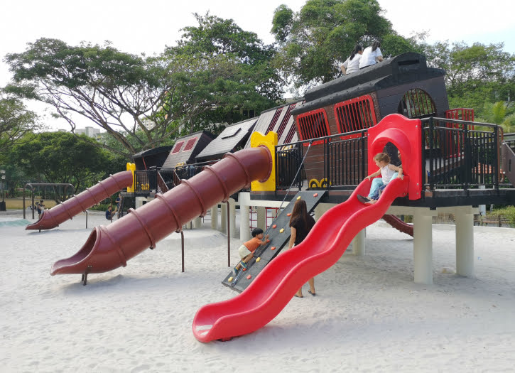 outdoor playground singapore tiong bahru park is one of the best playgrounds in singapore