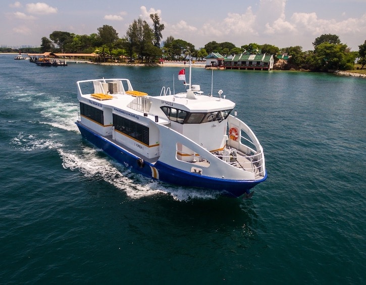 lazarus island st johns island ferry boat singapore island cruise
