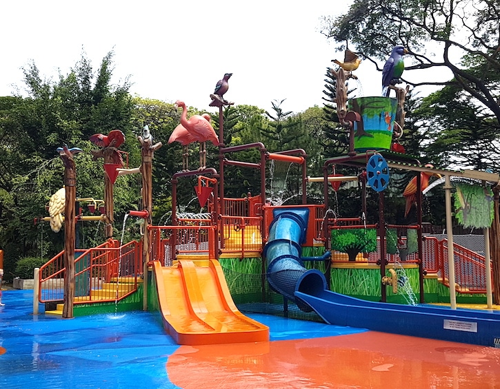 One of our fave water play areas in Singapore: Jurong Bird Park discounts
