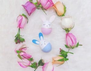 diy easter egg project with cute painted bunnies