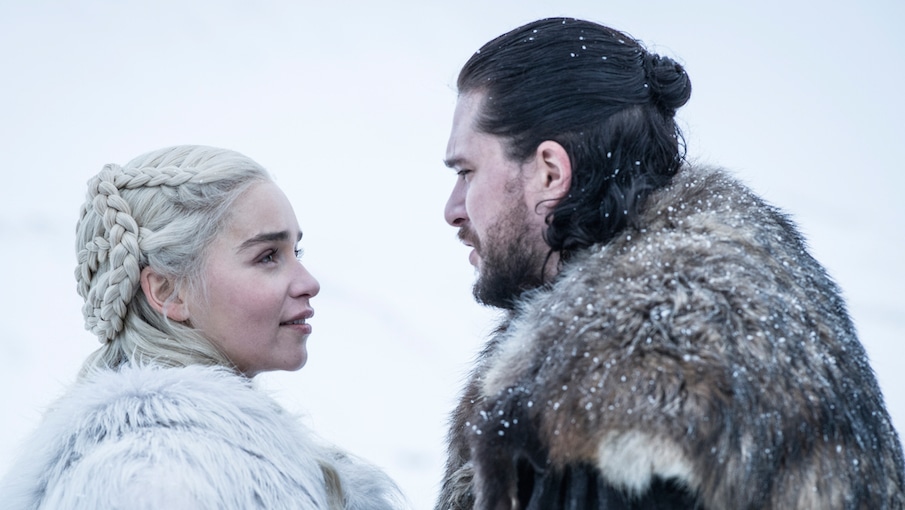 Danaerys Targaryen and Jon Snow in love on game of thrones season 8