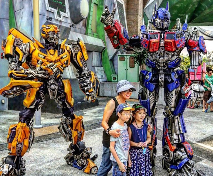 things to do with kids in singapore universal studios singapore transformers ride