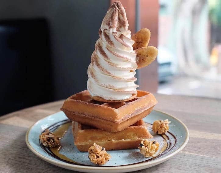 soft serve ice cream and waffle at sunday folks holland village chiop bee