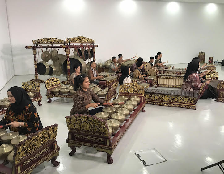 gamelan performers of the ramayana