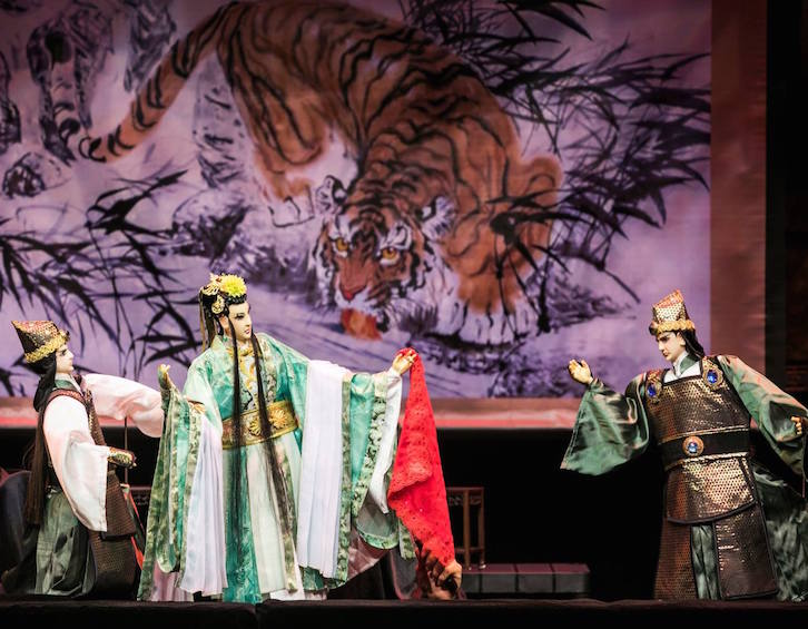 traditional chinese puppetry paper monkey theatre at singapore night festival