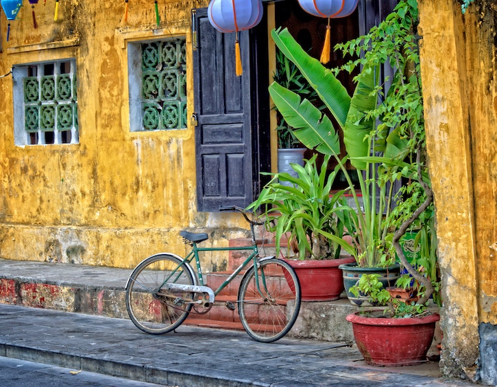 end of year holiday hoi an vietnam