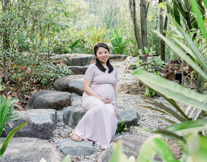 Maternity photographs and pregnancy advice