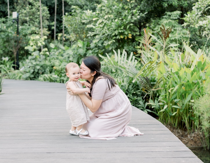 Maternity photographs and pregnancy advice