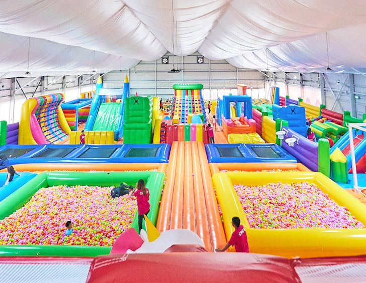 Bouncy Paradise largest inflatable indoor playground in Singapore opens with 20 rainbow slides, trampolines and bouncy castle galore all for $15!