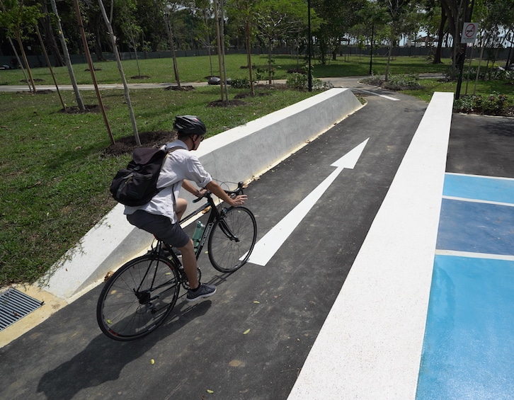 east coast park cycling path at the new cyclist park