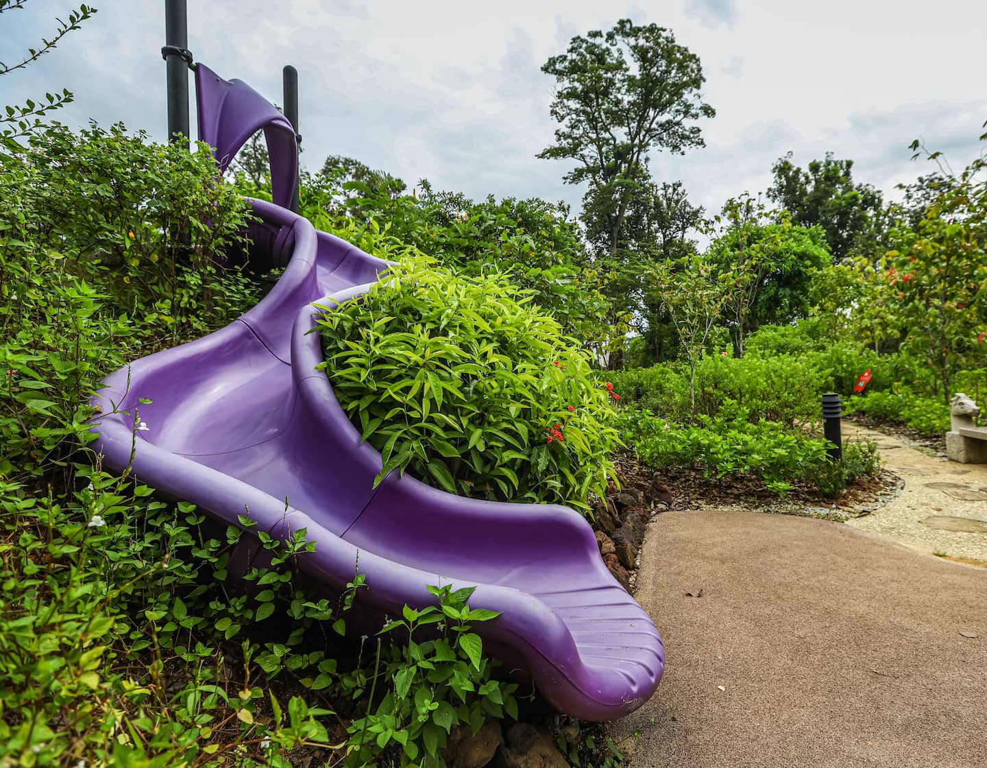 jurong lake gardens therapeutic garden butterfly maze slides