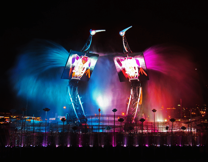 sentosa crane dance