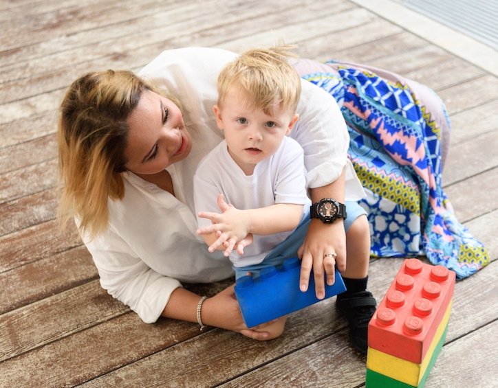 supportive teachers help children build independence at the singapore preschool little GEMS Nursery