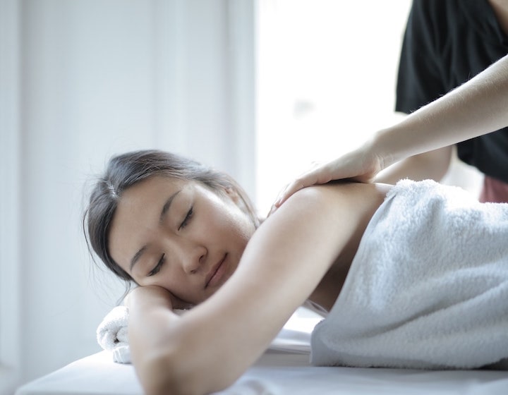 valentine's day gift spa treatment massage