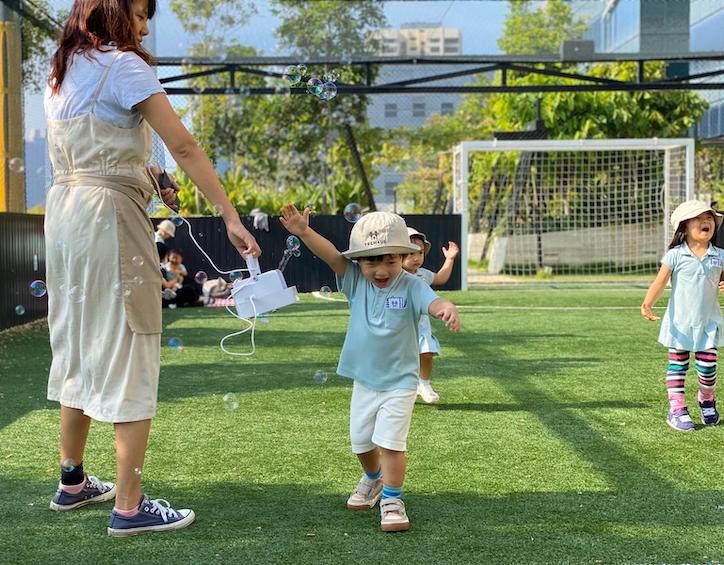 outdoor play helps prevent the spread of covid-19 coronavirus and boosts children's immune systems