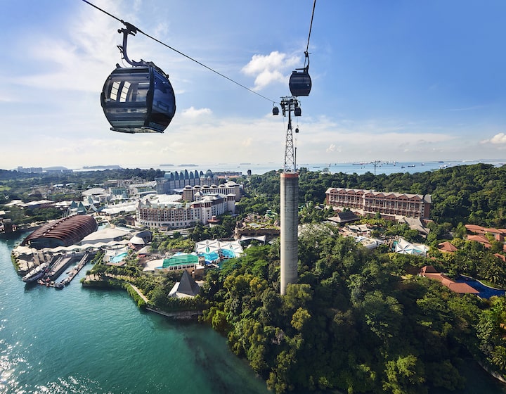 The Singapore Cable Car is a fun kids activity in singapore