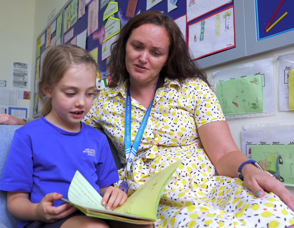 owis phonics learning to read teacher student