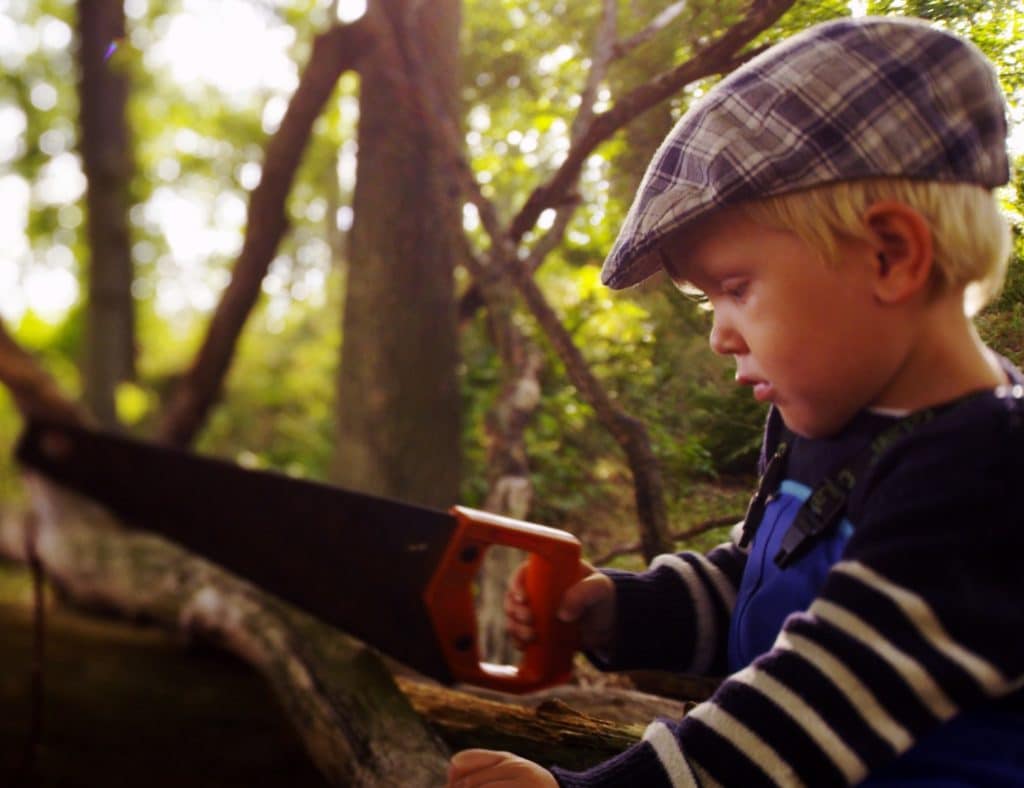 natureplay film little boy woods saw